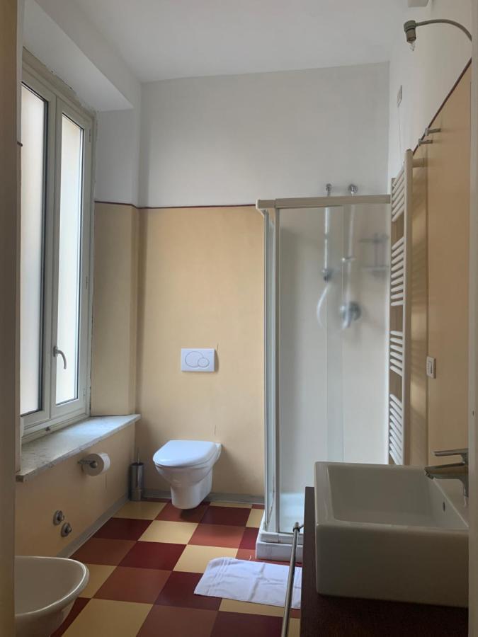 Leon Doro Hotell Parma Exteriör bild