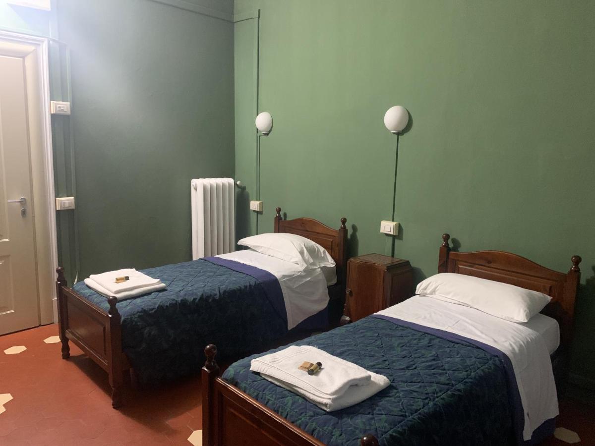 Leon Doro Hotell Parma Exteriör bild