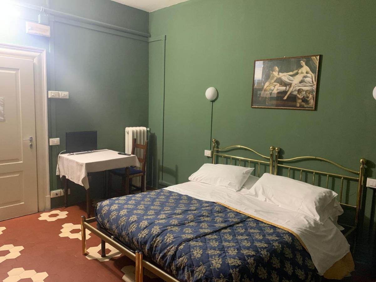 Leon Doro Hotell Parma Exteriör bild