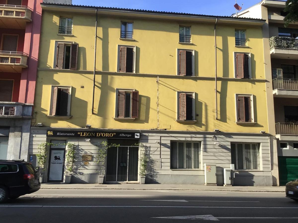 Leon Doro Hotell Parma Exteriör bild